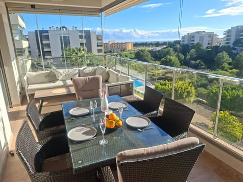 Property building, Pool view