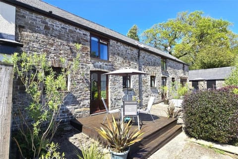 Property building, Balcony/Terrace