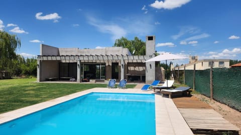 Garden, Garden view, Pool view, Swimming pool, sunbed