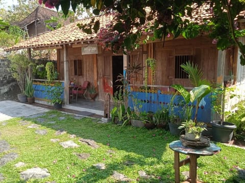 Property building, Garden, Garden