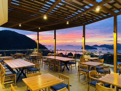 Restaurant/places to eat, Natural landscape, City view, Mountain view, Sea view, Sunset
