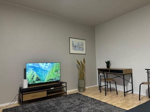 Kotimaailma apartments - Viihtyisä Neliö keskustassa Apartment in Finland