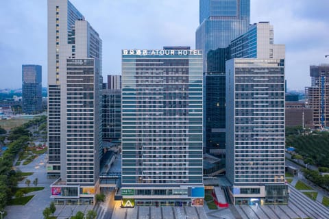 Property building, Location