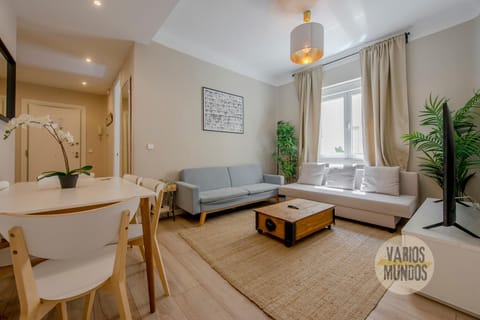 Agradable piso de 3hab en El Rastro-Centro de Madrid Apartment in Centro