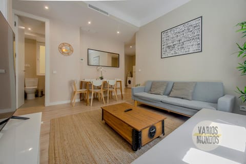 Agradable piso de 3hab en El Rastro-Centro de Madrid Apartment in Centro