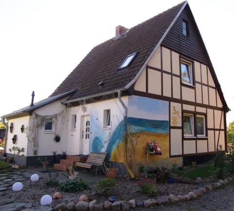 Property building, Day, Garden, Garden view