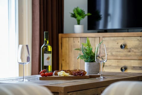 Communal lounge/ TV room, Living room