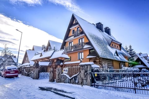 Property building, Winter