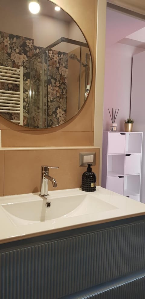 Green Oasis Apartment in Rome