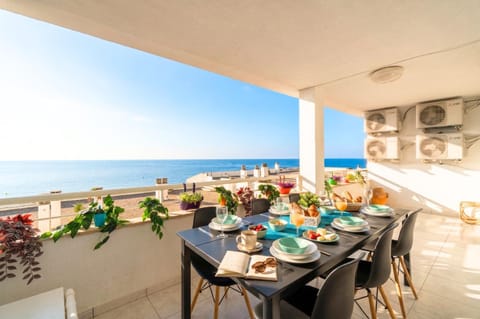 Balcony/Terrace, Balcony/Terrace