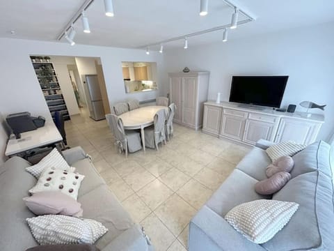 Appartement met 2 slaapkamers-VAYA G002 Apartment in De Panne