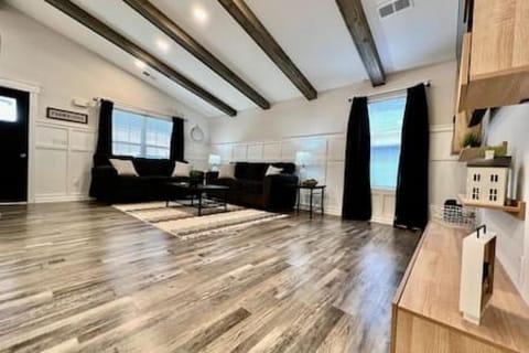 Amazing riverside New Construction home in Middletown House in Ohio