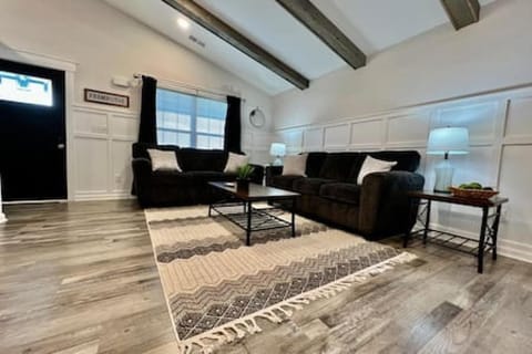 Amazing riverside New Construction home in Middletown House in Ohio