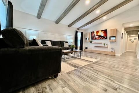 Amazing riverside New Construction home in Middletown House in Ohio