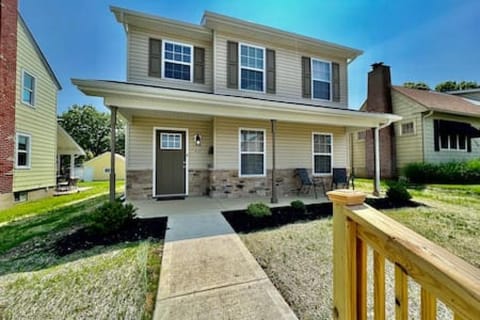 Property building, Street view