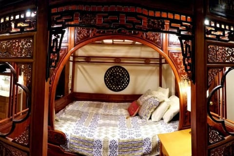 Bed, Bedroom