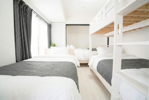 Bed, Photo of the whole room, Bedroom, bunk bed