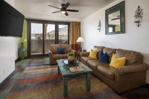 Luxury Downtown Rental (Pet Friendly) - La Dolce Vita Villas #7 Apartment in Moab