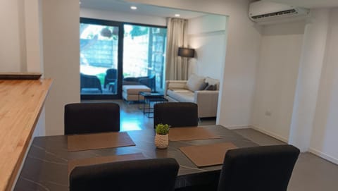 Living room, Dining area, air conditioner
