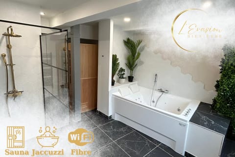 Shower, Sauna, Bathroom, Public Bath