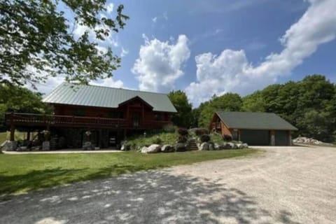 Chapel Forest Cabin Cabin in Wisconsin