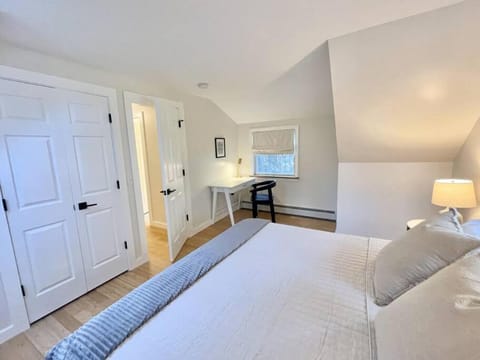 Quiet Family Friendly Home w/ Backyard [Owls Nest] House in Southwest Harbor