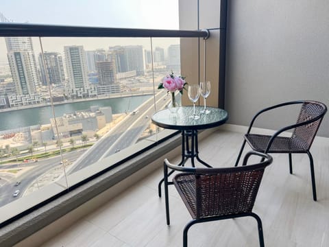 View (from property/room), Balcony/Terrace