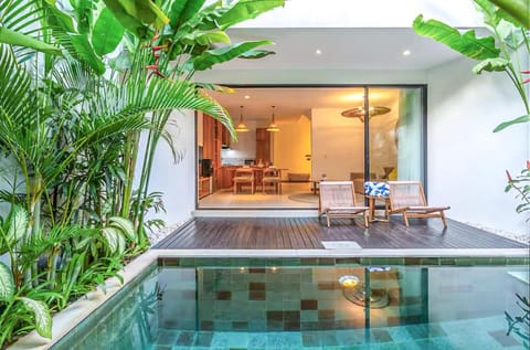 Balcony/Terrace, Swimming pool