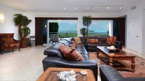 515 Mariners Club House in Key Largo