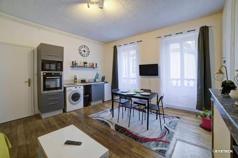 Le Baldaquin quartier cathédrale-marais Apartment in Bourges