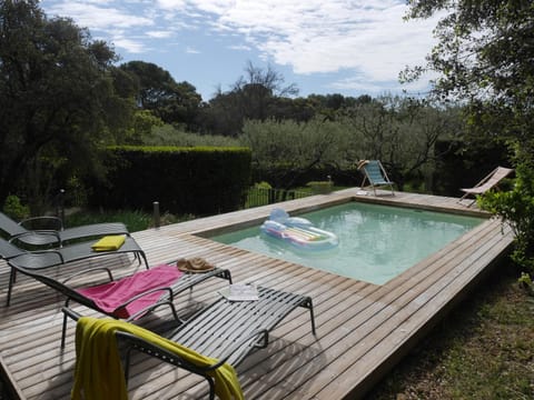 Maison familiale avec piscine et grand jardin House in Provence-Alpes-Côte d'Azur
