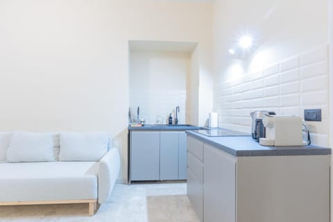 Coffee/tea facilities, Kitchen or kitchenette