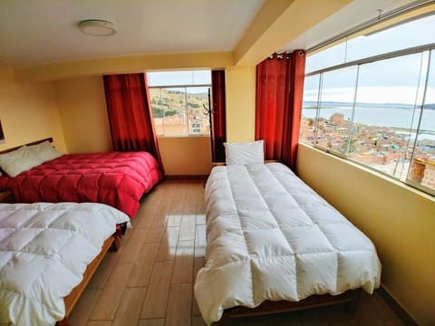 Photo of the whole room, City view, Street view