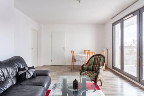 Chambre Double a proximité de Paris Bed and Breakfast in Aubervilliers