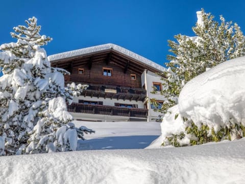 Property building, Day, Winter