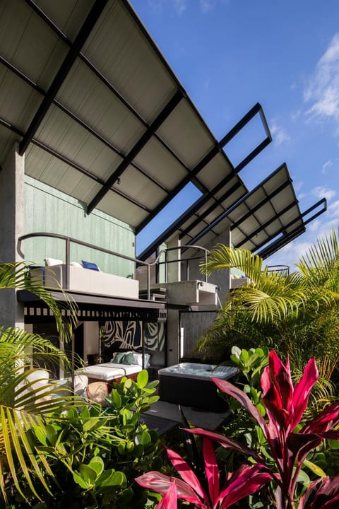 Property building, Garden, Garden view