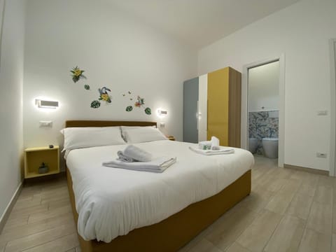 Bed, Photo of the whole room, Bedroom, towels, wardrobe