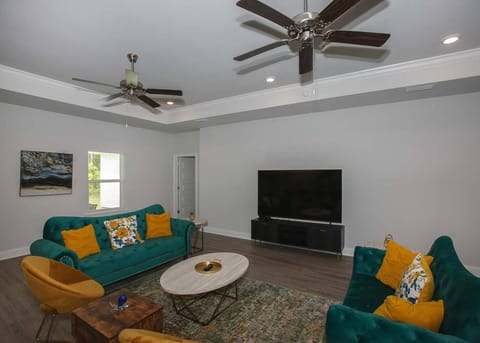 Pleasant Dreams House during November 2023 with a House in Foley