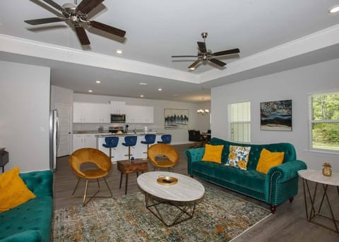 Pleasant Dreams House during November 2023 with a House in Foley