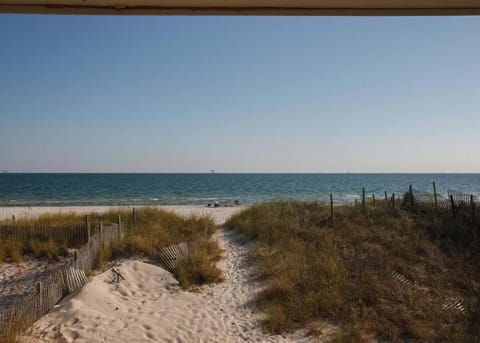 Stay at AOK House in Alabama