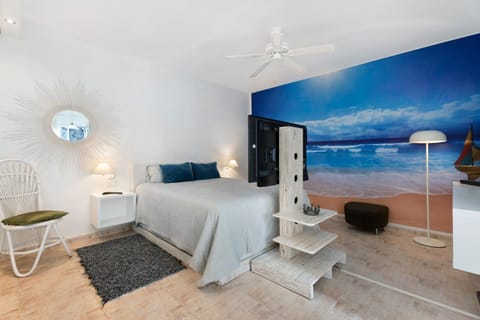 Living room, Bedroom