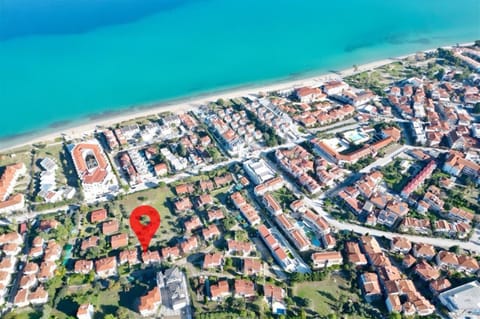 Neighbourhood, Natural landscape, Bird's eye view, Beach, Sea view