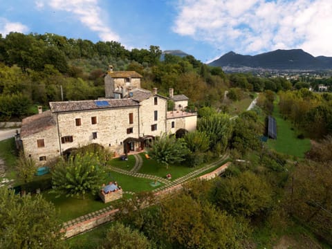 Property building, Nearby landmark, Spring, Day, Natural landscape, BBQ facilities, Landmark view, Mountain view, Swimming pool, children, children, Parking, heating, internet, internet, pet friendly, sunbed, washing machine, acessibility