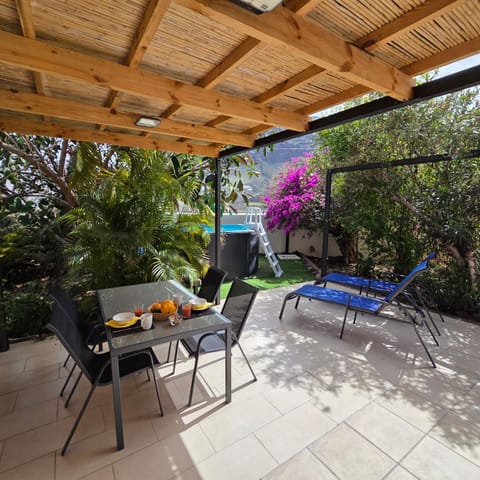 Garden, Balcony/Terrace, Dining area, Swimming pool