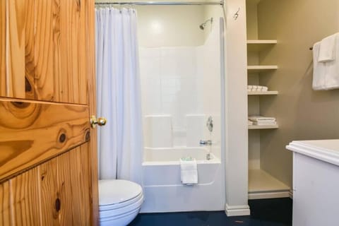 Stella Ruby Cottages (Scarlet) - Steps to Downtown! Apartment in Moab