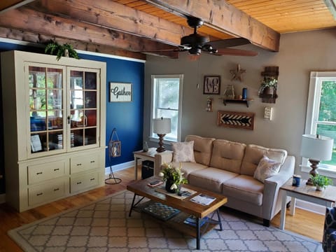 Communal lounge/ TV room, Seating area