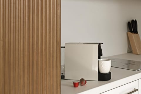 Coffee/tea facilities, Kitchen or kitchenette, kitchen