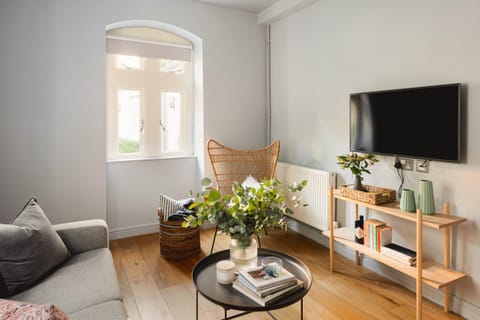 St Catherine's Hospital - Curated Property Apartment in Bath
