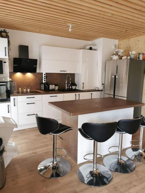 Disney Paris Big Family Home 8-10pers 2parking Apartment in Chessy