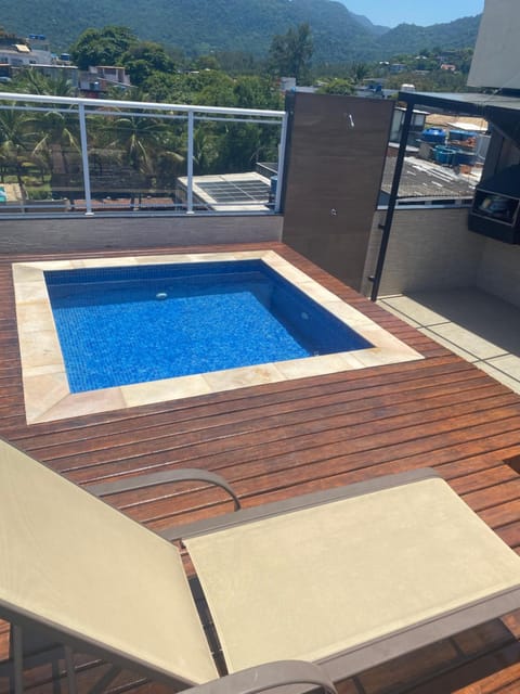 Linda cobertura duplex com piscina e churrasqueira na Ilha da Gigóia Apartment in Rio de Janeiro